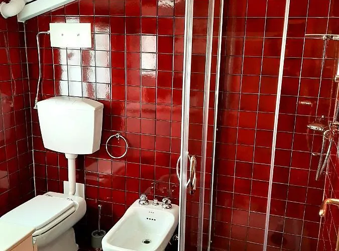 ゲストハウス Risorgimento アヴェッツァーノ